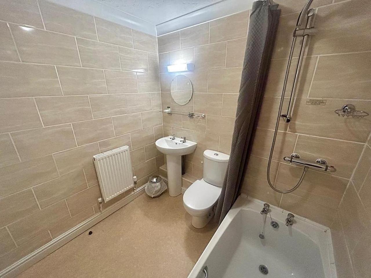 The Dunes Hotel Barrow-in-Furness Bilik gambar